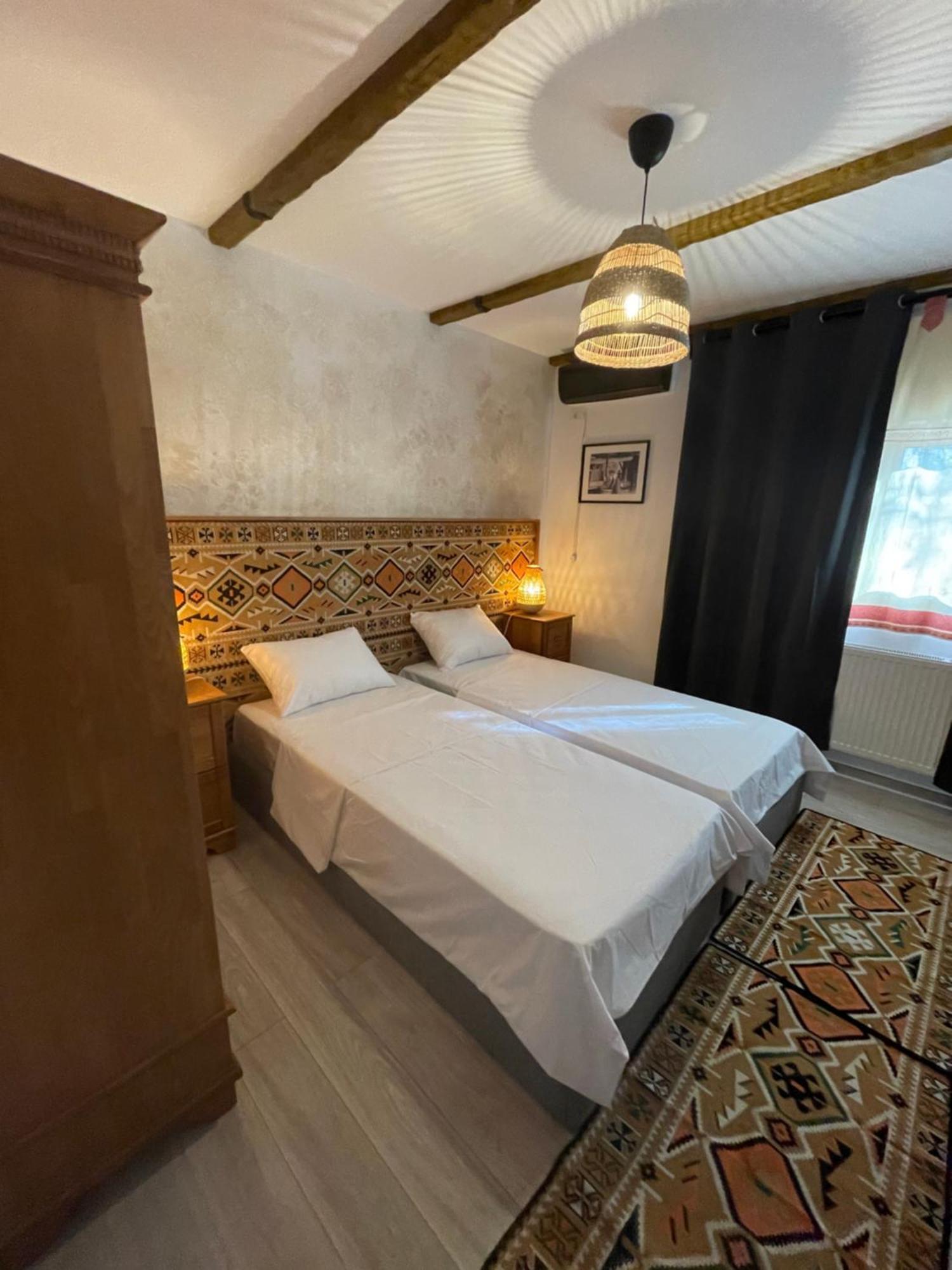 Hotel Casa Romaneasca Otopeni Εξωτερικό φωτογραφία
